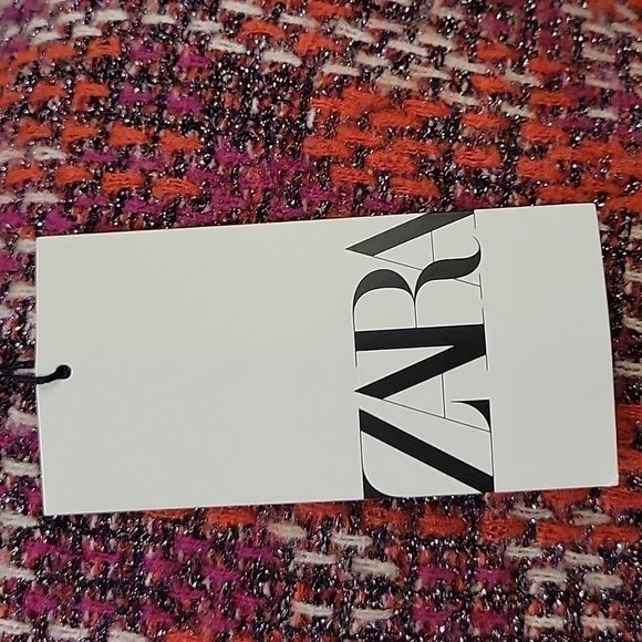 ZARA knitted metalic crop top.  Stretchy thick material.  Size is Small. NWT. - Picture 6 of 10